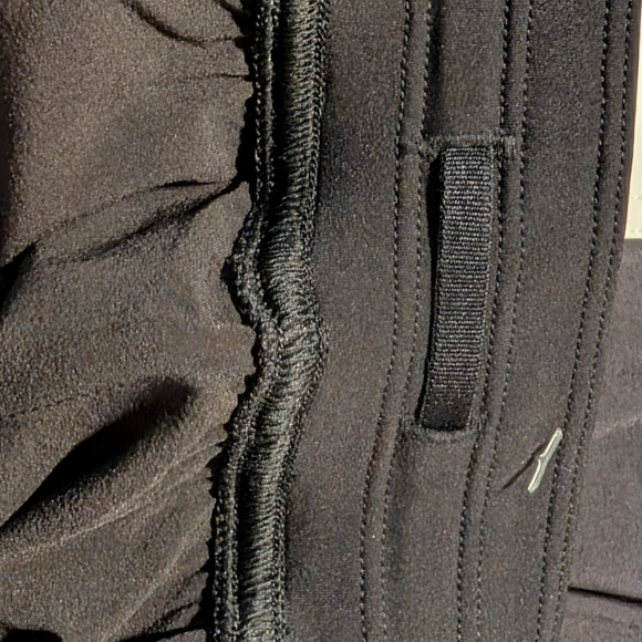 lululemon athletica Charcoal and White Joggers Sz.0 - Picture 10 of 10